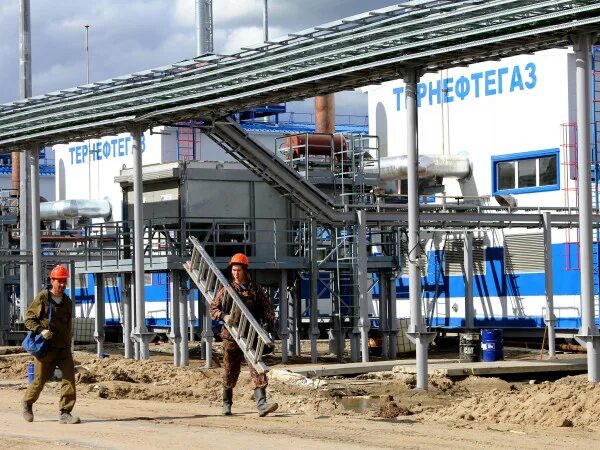 Тернефтегаз. Тернефтегаз тарко-сале. Тернефтегаз тарко-сале. Арктикгаз месторождения. Термокарстовое месторождение тернефтегаз.