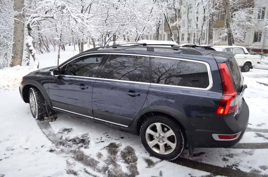 Купить вольво хс70 дизель. Вольво ХС 70 тонированная. Вольво хс70 2010. Volvo xc70 2010. Volvo xc70 2010 дизель.