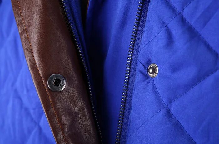 Ткань для пуховика. Куртка helly hansen tech с прокладом. Ветрозащитная юбка на куртке. Ветрозащитная планка на куртке. Ветрозащитный клапан на куртке.