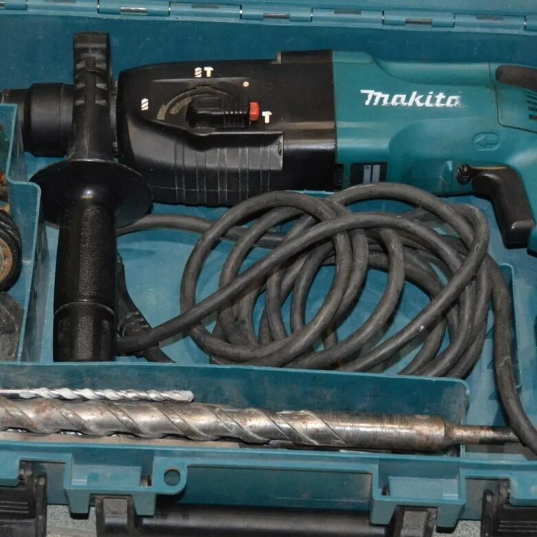 Перфоратор макита бу. Перфоратор Makita hr2450. Перфоратор Makita hr2470. Макита 2450. Перфоратор Makita б у.