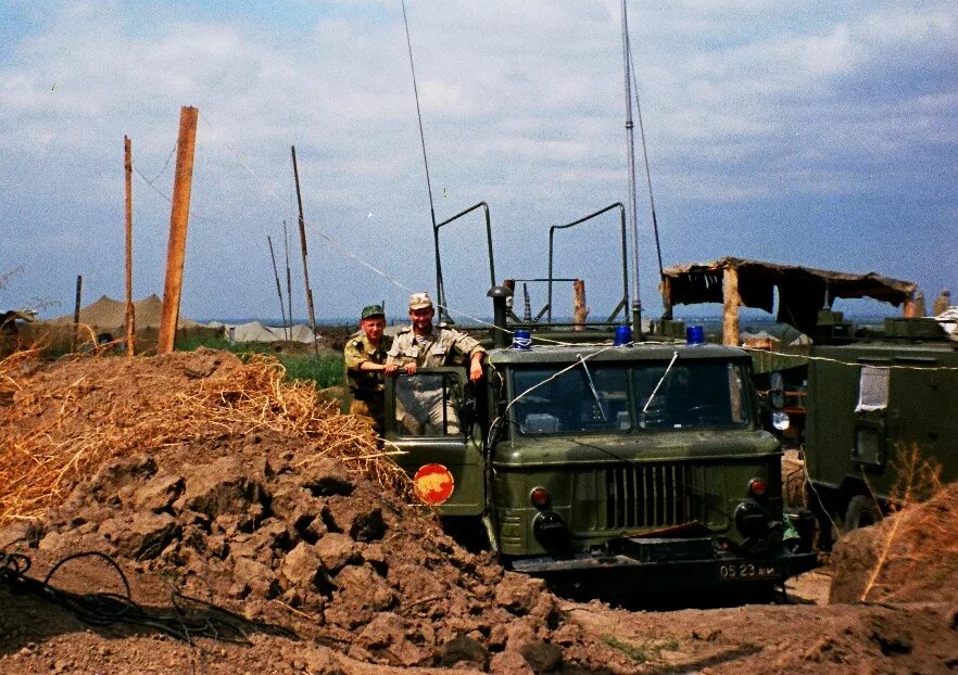 Рлс взорванный. Военные базы в чечне. Пункт временной дислокации. Военный полевой лагерь армии полигон. Пункт временной дислокации.