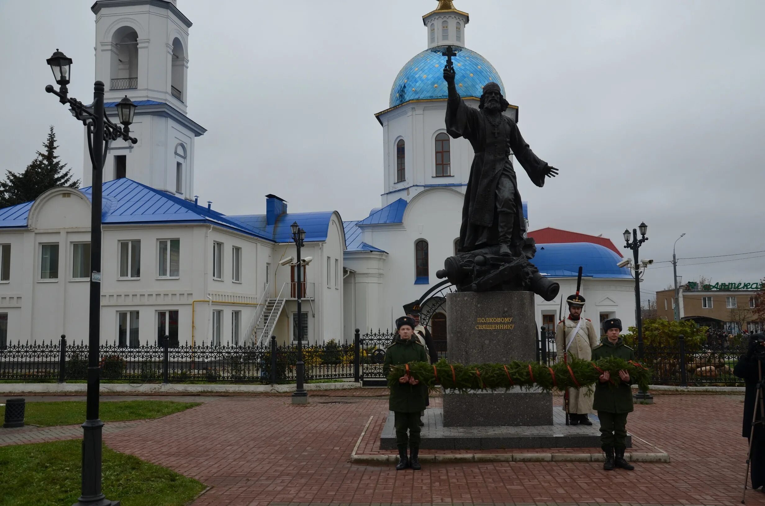 город малоярославец калужской области. малоярославец памятник героям 1812. малоярославец места. николо черноостровский монастырь в малоярославце. природа малоярославца калужской области.