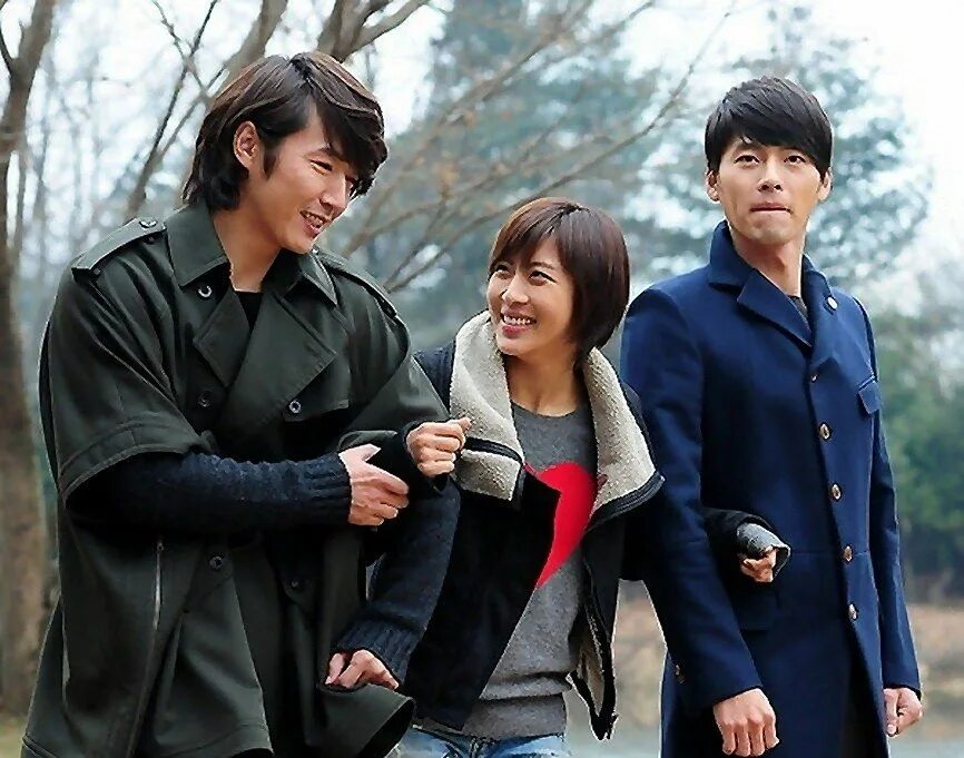 Дорама таинственный сад с русской. Дорама таинственный сад с русской. Таинственный сад юн сыль. Ха джи вон и хен бин. Дорама таинственный сад с русской.