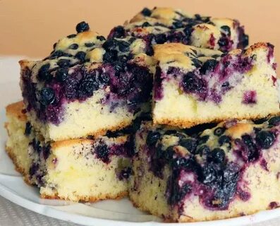 Шарлотка с смородиной