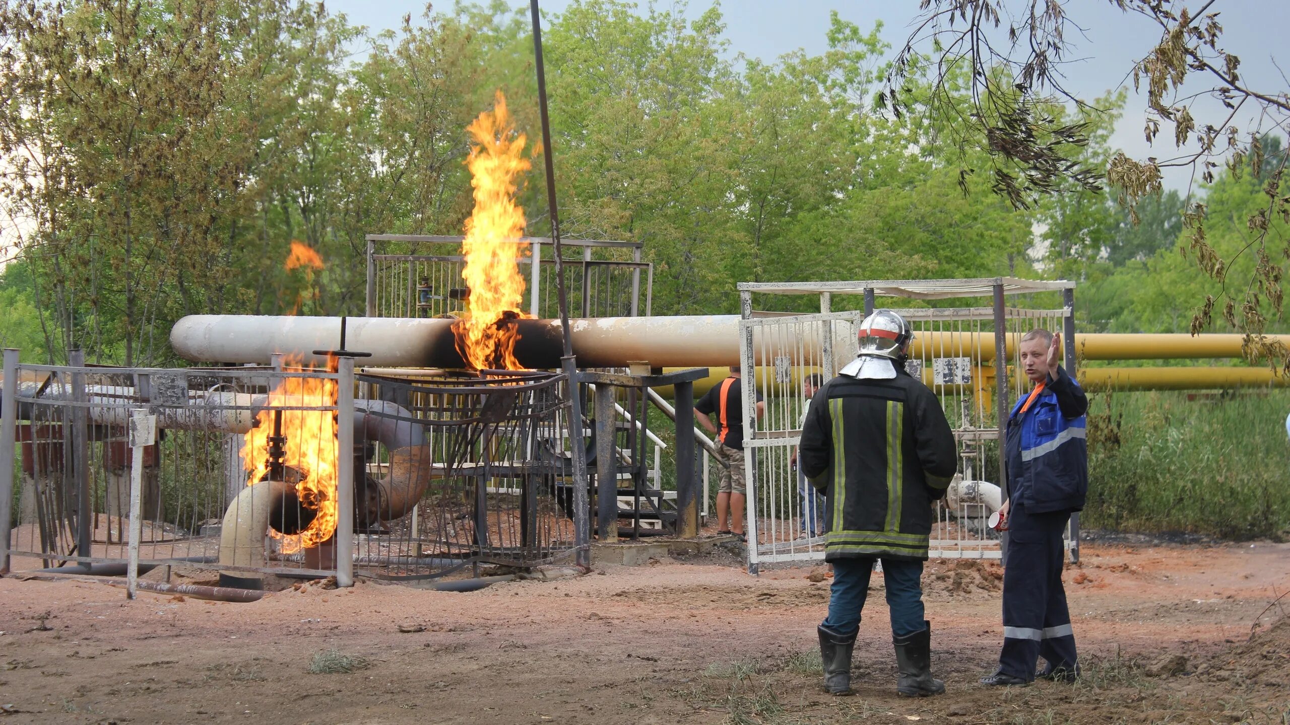 Разгерметизация газового. Серменево белорецкий. Разгерметизация газового. Разорванный газовый баллон. Разгерметизация газового баллона.