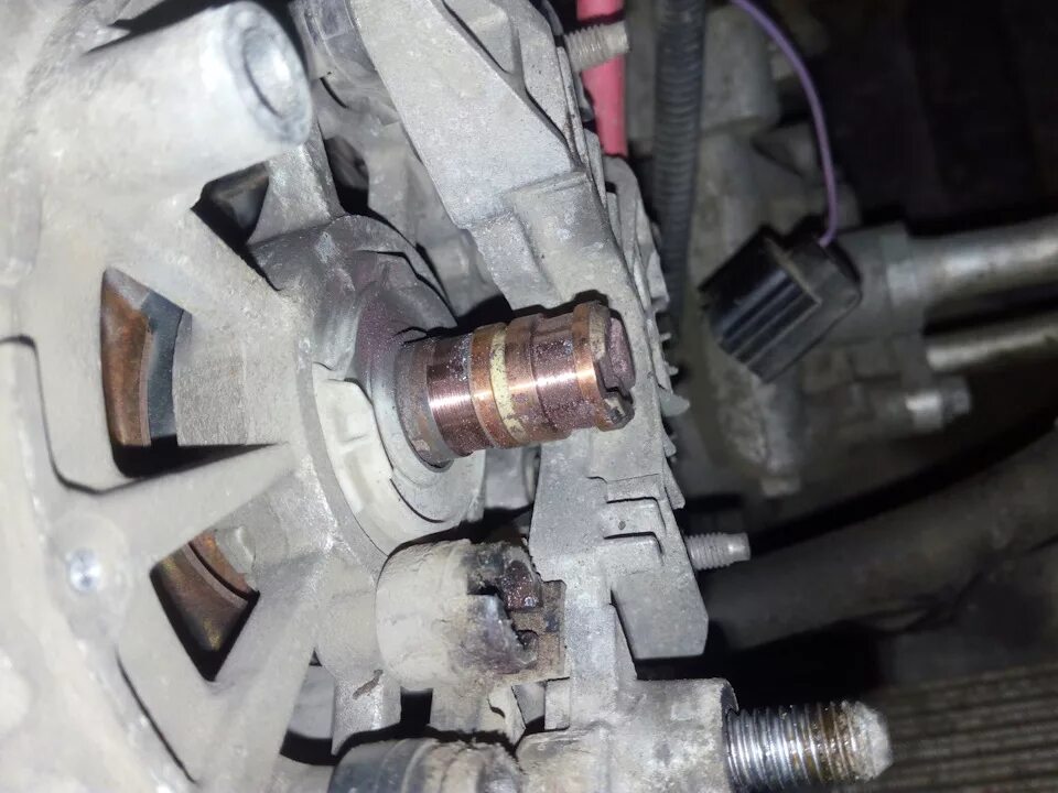 Треск рено меган 2. Гидроопора рено сценик 2 1. 5. Треск рено меган 2. Треск рено меган 2.