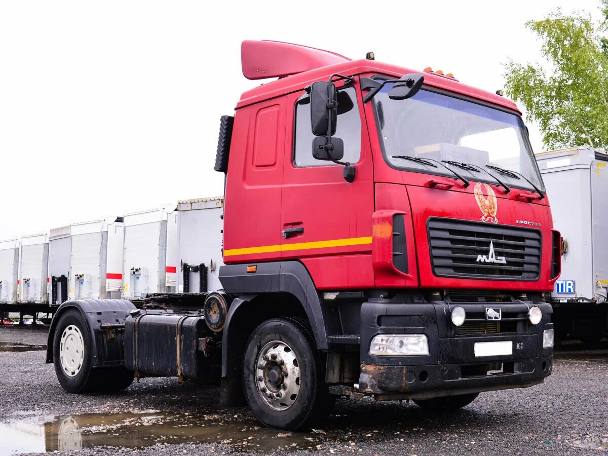 Седельный тягач маз‑643028. Маз 5440 2002. Тягач маз 5440. Маз 5440а5. Маз 5440 красный.