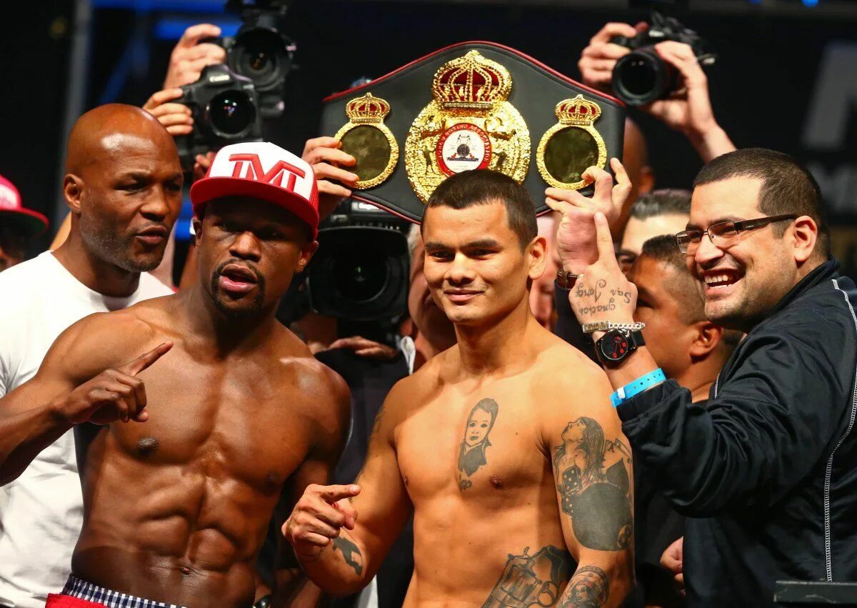 Mayweather Maidana. Мейвезер Майдана. Маркос Майдана фото. Маркос Майдана Татуировки. T me usps boxing