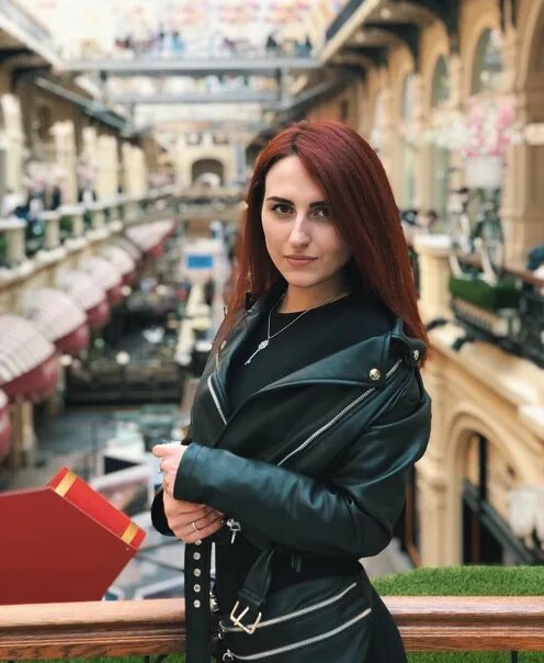 Пейтон лист. Савченко катя омск. Поповян ростов. Поповян настя. Тома ростов на дону.