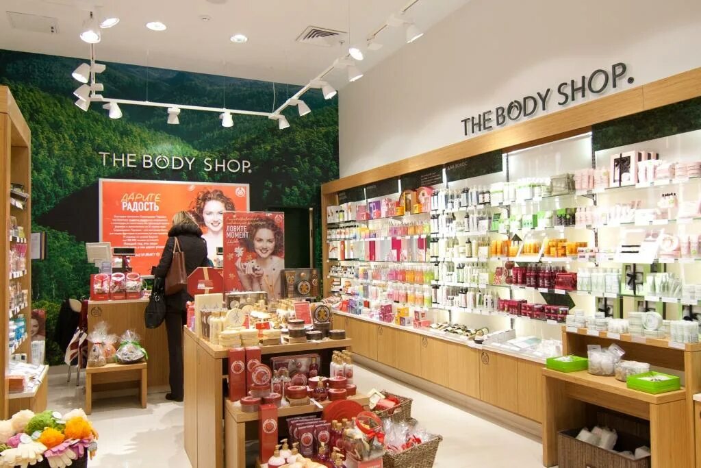 Бодишоп. The body shop магазин. Body shop магазины в Москве. Шоп магазин. Косметика body shop в магазинах в Москве.