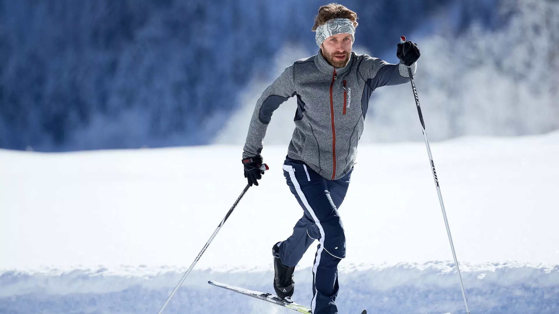 Жюль Шаппаз лыжник. Лыжные тренировки. Молодые лыжники. Тренировка лыжников.