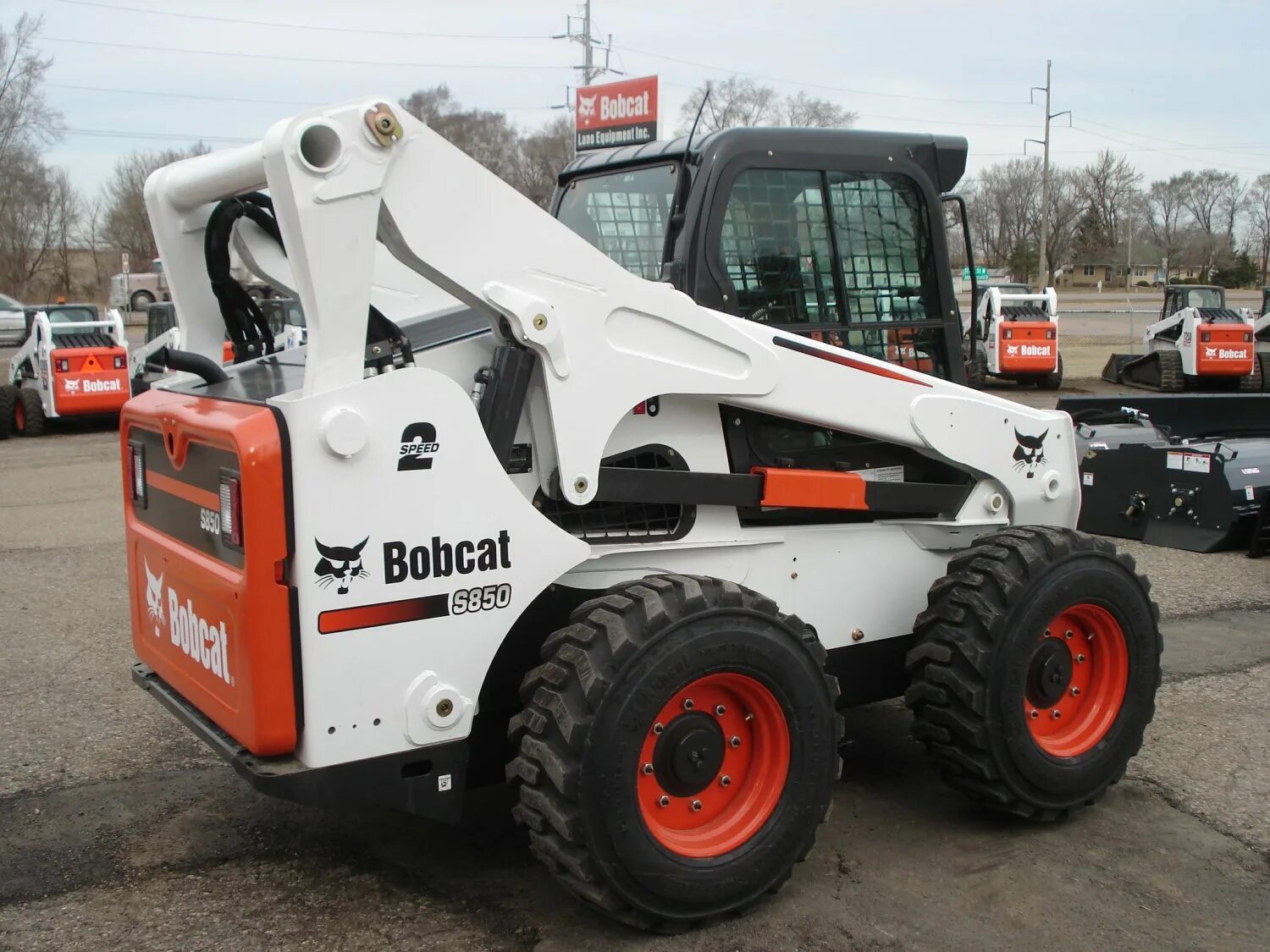 Двигатель bobcat