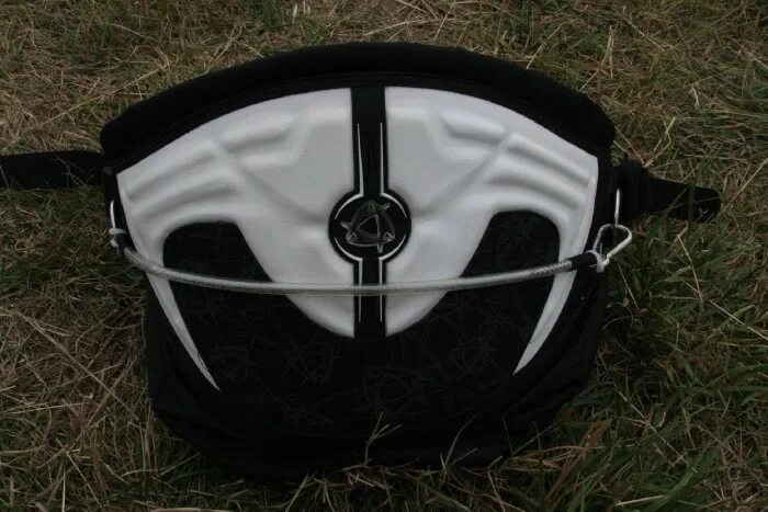 Mystic 2012 Force Shield Seat harness Black. Устройство трапеции для кайта. Кайтовая трапеция сидячая. Helm of the Reef Kyte Rider. Force shield