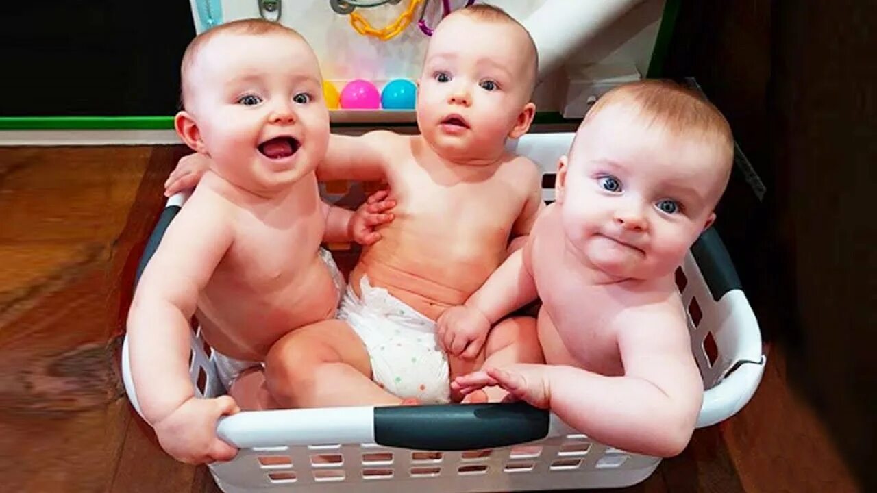 Поставь видео ребенок. Видео для детей. Поставь видео ребенок. Funny baby uz. Детский центр мадагаскар бугульма.