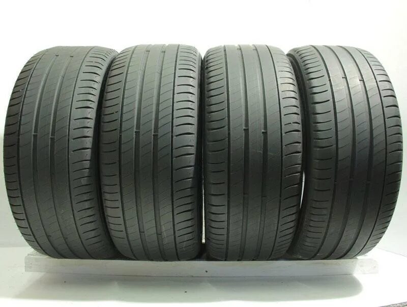 Авито мишлен лето. Michelin Primacy 235/40r18. Летние шины 235/45 r18 Michelin Primacy. Мишлен лето 225 55 18. Шины р17 215 55 лето Мишлен Примаси Ltd.