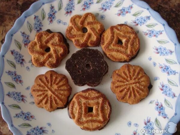 К чаю в монетке. Ккал печенье потешки. Потешки печенье. Печенье потешки с шоколадом. Печенье правильное решение.