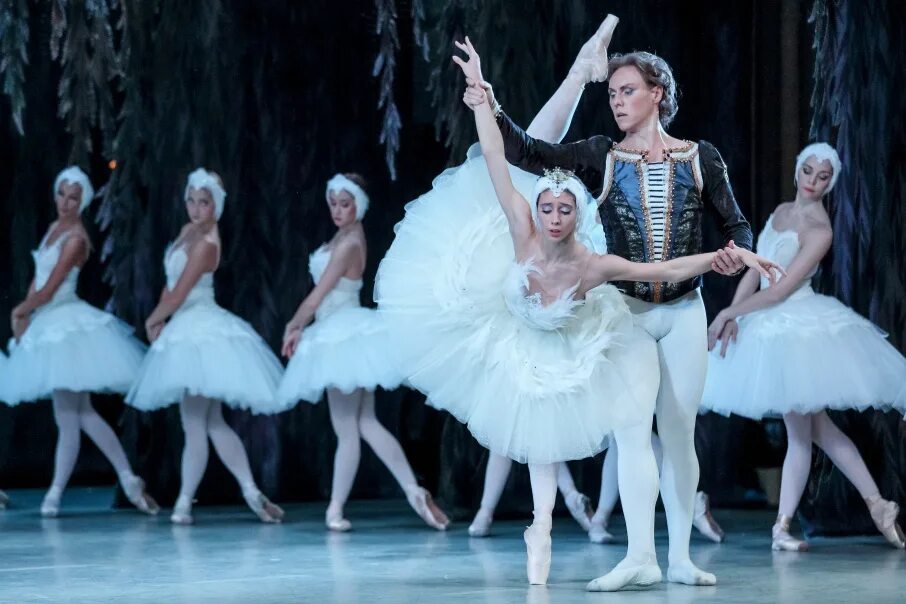 театр оперы и балета. георгий еналдиев балет. звезды пермского балета. оперный театр пермь балет. щелкунчик театр оперы и балета пермь.