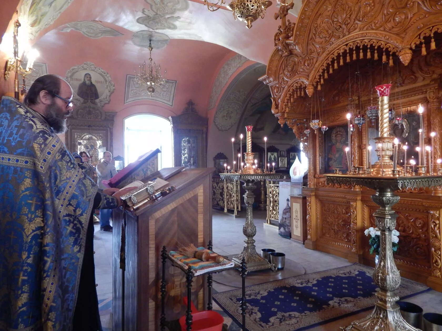 серпухов храм неупиваемая чаша. серпухов монастырь неупиваемая. высоцкий монастырь неупиваемая чаша. высоцкий монастырь неупиваемая чаша. серпухов монастырь неупиваемая.