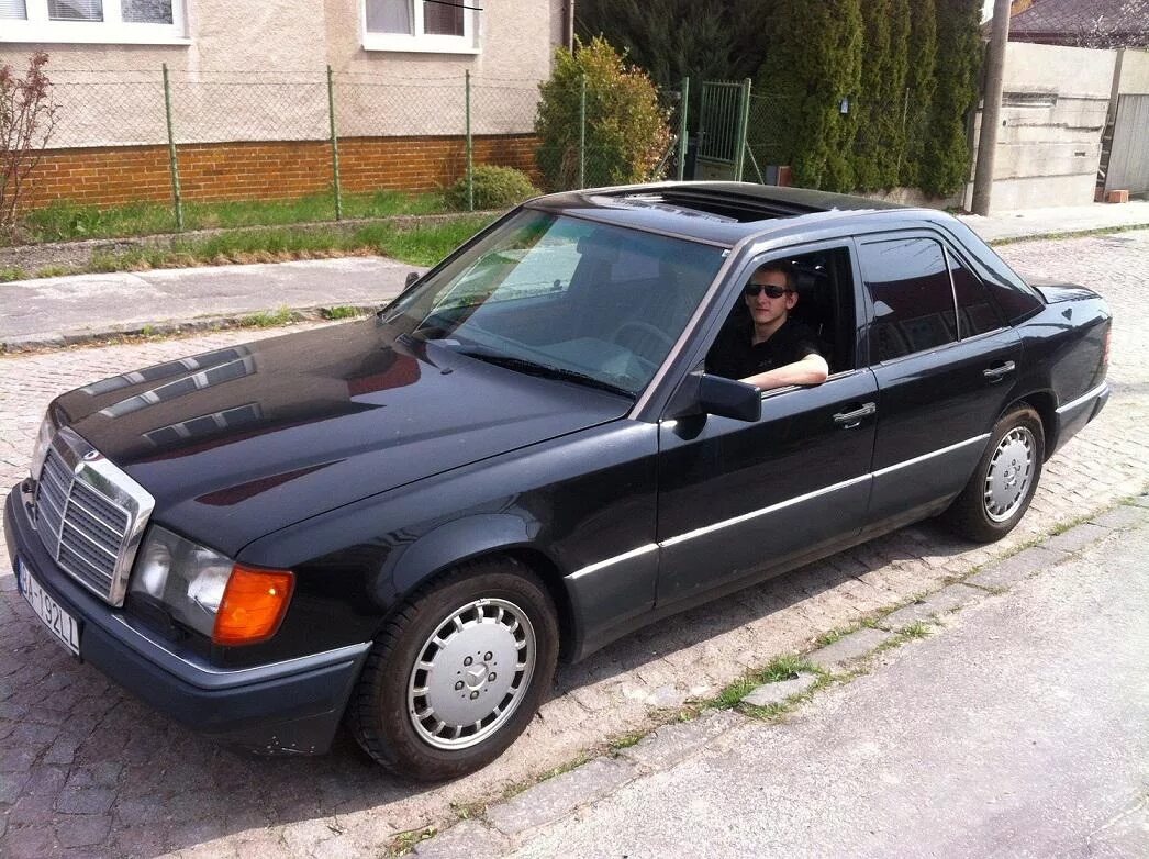 мерседес 124 1987. мерседес 124 1989. мерседес бенц 124 кузов. мерседес 124 купе бу. 124 в калининграде.