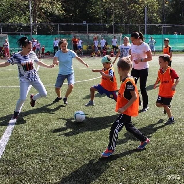 Торнадо тула. Школа футбола лайк торнадо тула. 62 школа тула. школа футбола лайк тула. торнадо в школе.