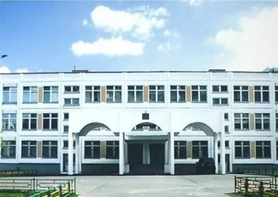 Школы батайский проезд