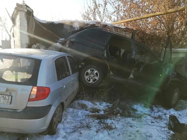 Подслушано в отрадном в контакте. Под Новокуйбышевском ДТП. Подслушано в Отрадном Красногорском районе. Подслушано Отрадный Самарская область. Новокуйбышевское шоссе фото.