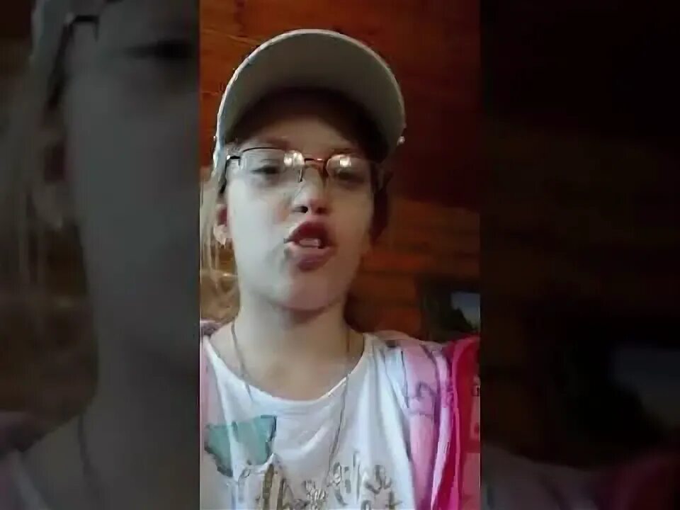 Чика тик ток. Кис-кис чик-чик муа песня. Кис кис чика чика песня. Кис кис чика чика песня. Кис кис чик чик ммм ааа.