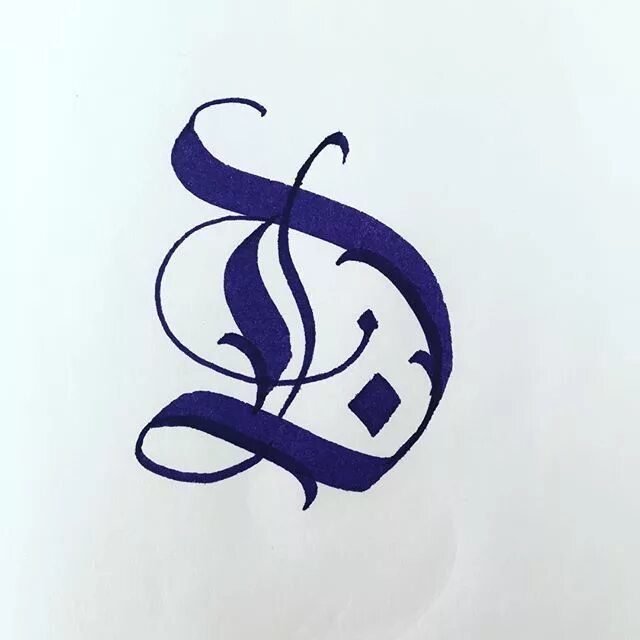 Красивая буква д для тату. Татуировка буква д. Тату буква д. Татушка с буквой д. Татуировка буква д.