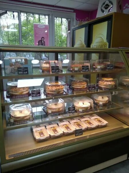 Декор для кондитерской. Французская пекарня boulangerie patisserie. Москва митинская 55 с 1. Народный кондитер митино. Кондитерский магазин митино.