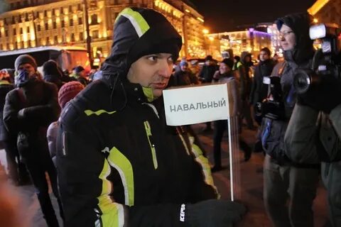 Песня встреча на манежной