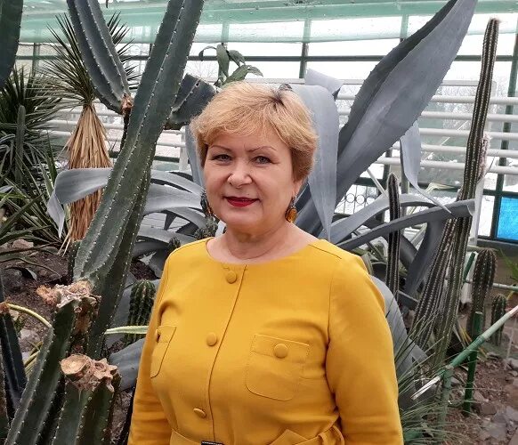Женщины 55-60 лет. Женщины за 50 москва. Женщина 67 лет. Женщины 50 55 лет для серьезных отношений. Женщины за 65.