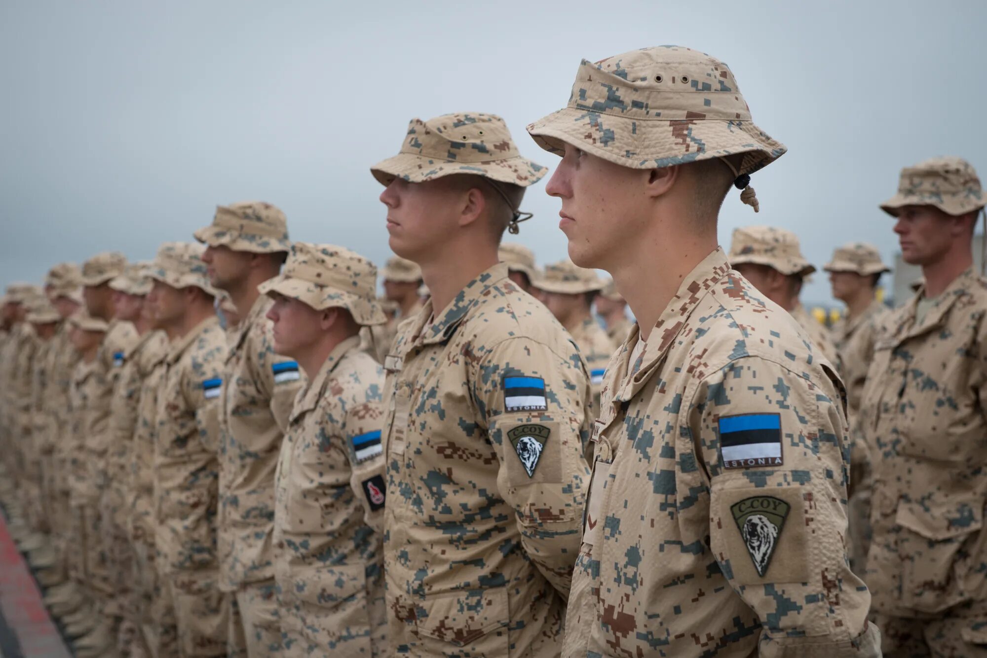 Эстония направит одного военного. Эстонская Военная форма. Форма эстонской армии. Форма армии Эстонии. Форма вс Эстонии.