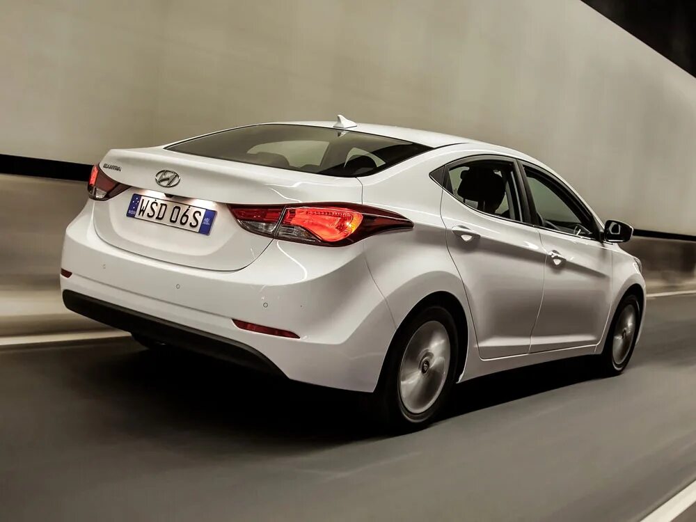Hyundai elantra elantra. Hyundai elantra 2012 1. Hyundai elantra 2014. Hyundai elantra 2014. хендай элантра 5.
