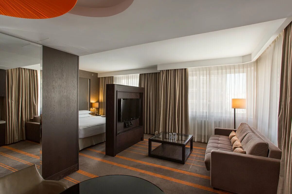 шератон москва тверская-ямская. шератон шереметьево ресепшн. гостиница шератон москва. отель шератон москва сайт. гостиница шератон москва.