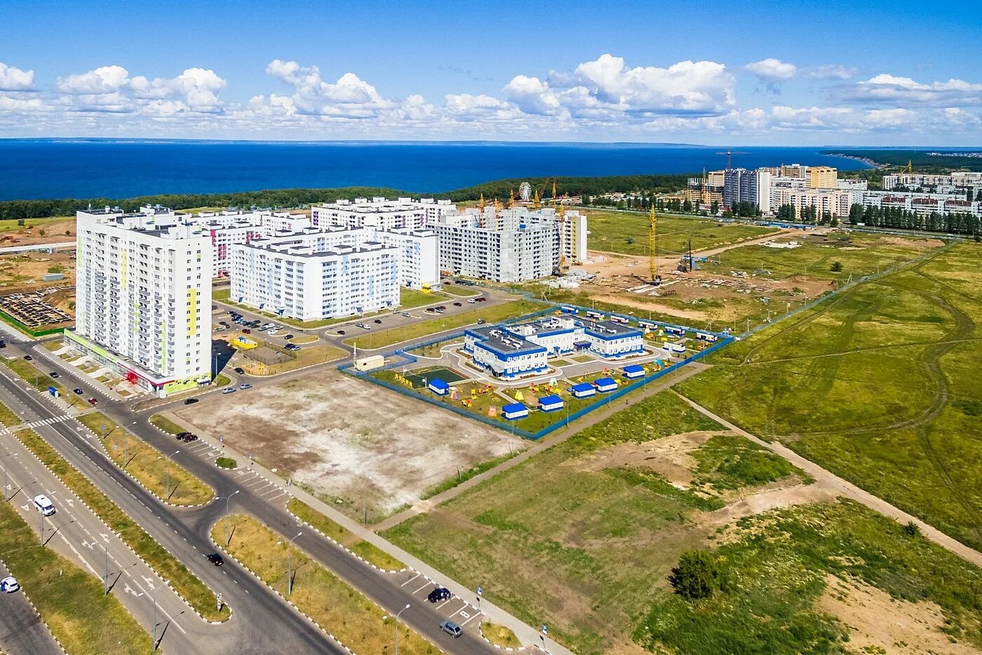 Новый город аренда. Ульяновск Заволжский район. Район Авиастроителей Ульяновск. Заволжский район города Ульяновска. Ульяновск новый город.