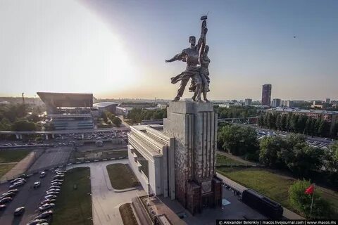 Музей рабочий и колхозница на вднх