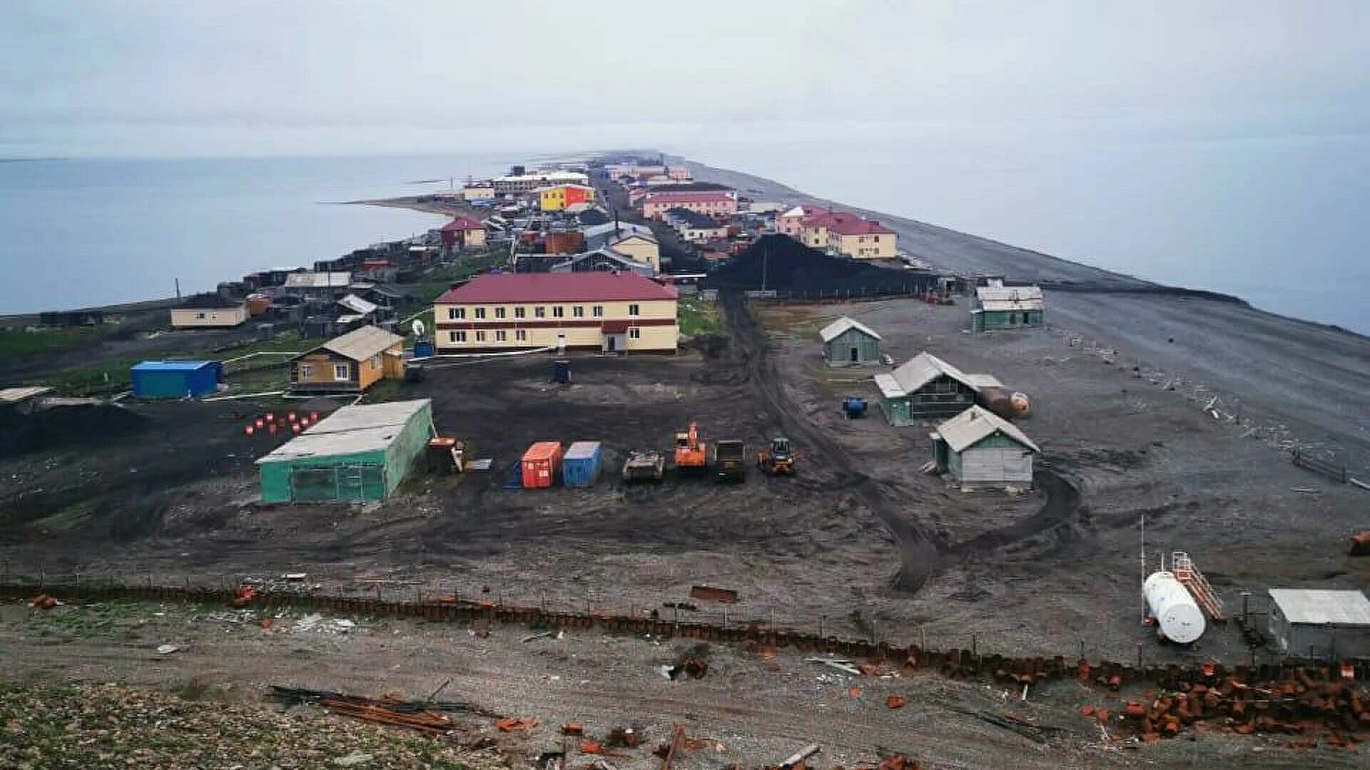 Село уэлен. Смешные названия деревень. Самый западный населенный пункт. Лагуна уэлен. Село уэлен чукотка.