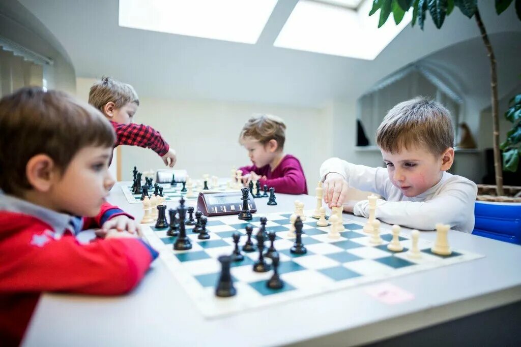 музыкальный клуб для детей. спортивные мероприятия в лагере. школа досуга. лагерь в школе. школа досуга.