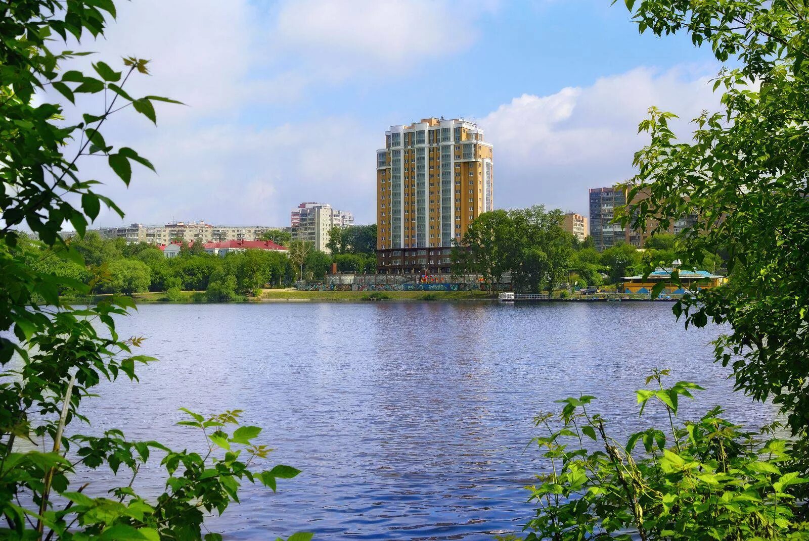 Гражданская 11 екатеринбург. Екатеринбург гражданская 11 фото. Гражданская улица екатеринбург. Гражданская 11 екатеринбург. , 11.