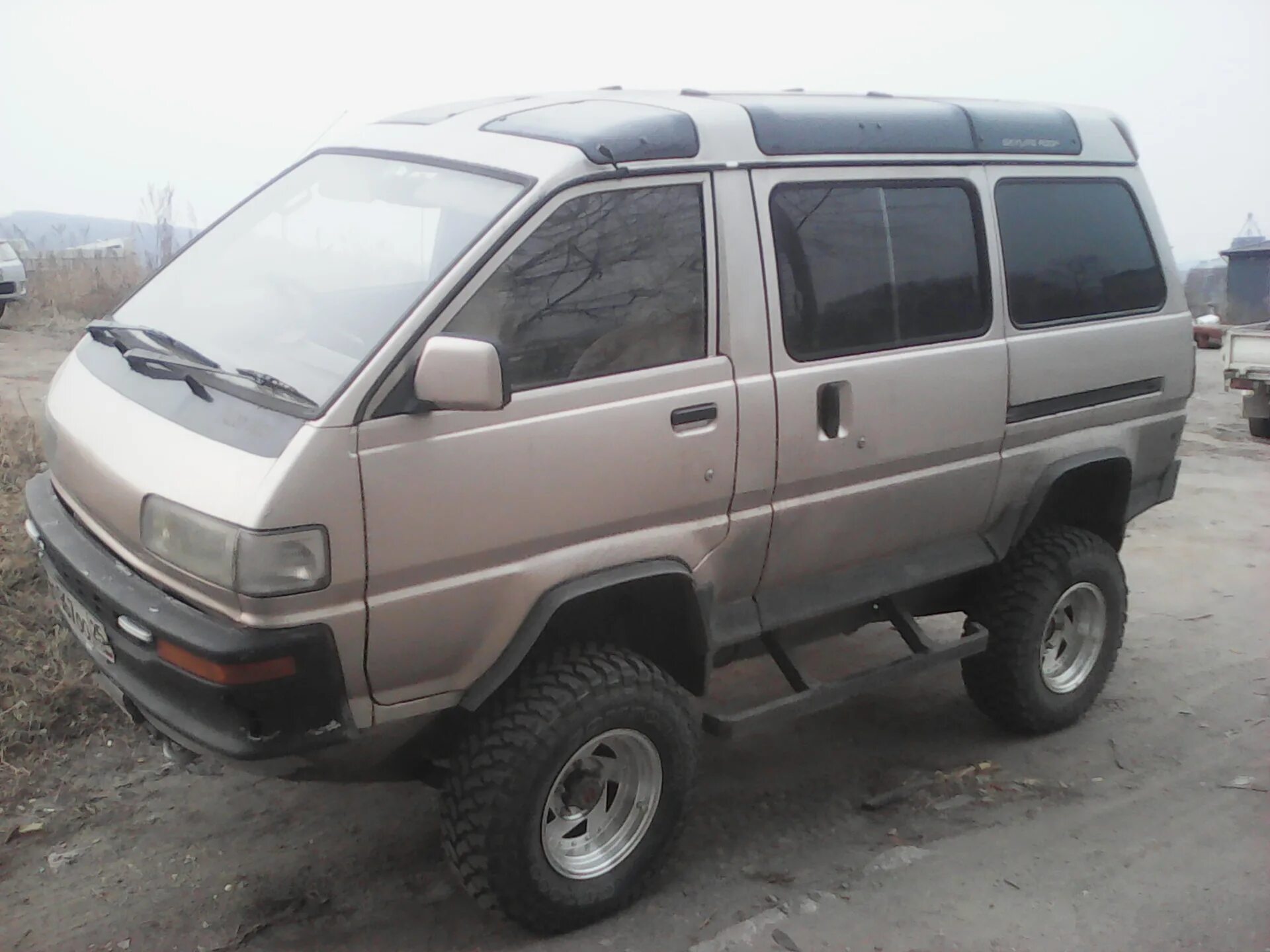 Тойота литайс чита. Toyota lite ace 1992. Тойота лайт айс 1992. Тойота литайс чита. Toyota town ace 1992-1996.