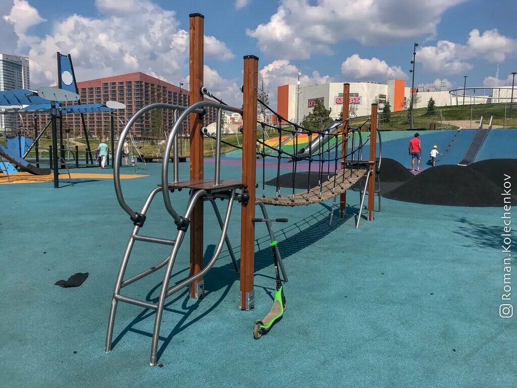 Лучшие детские площадки варламов. Парк ик муслюмово. Крутые детские площадки в самаре. Интересные детские площадки. Самые крутые детские площадки.