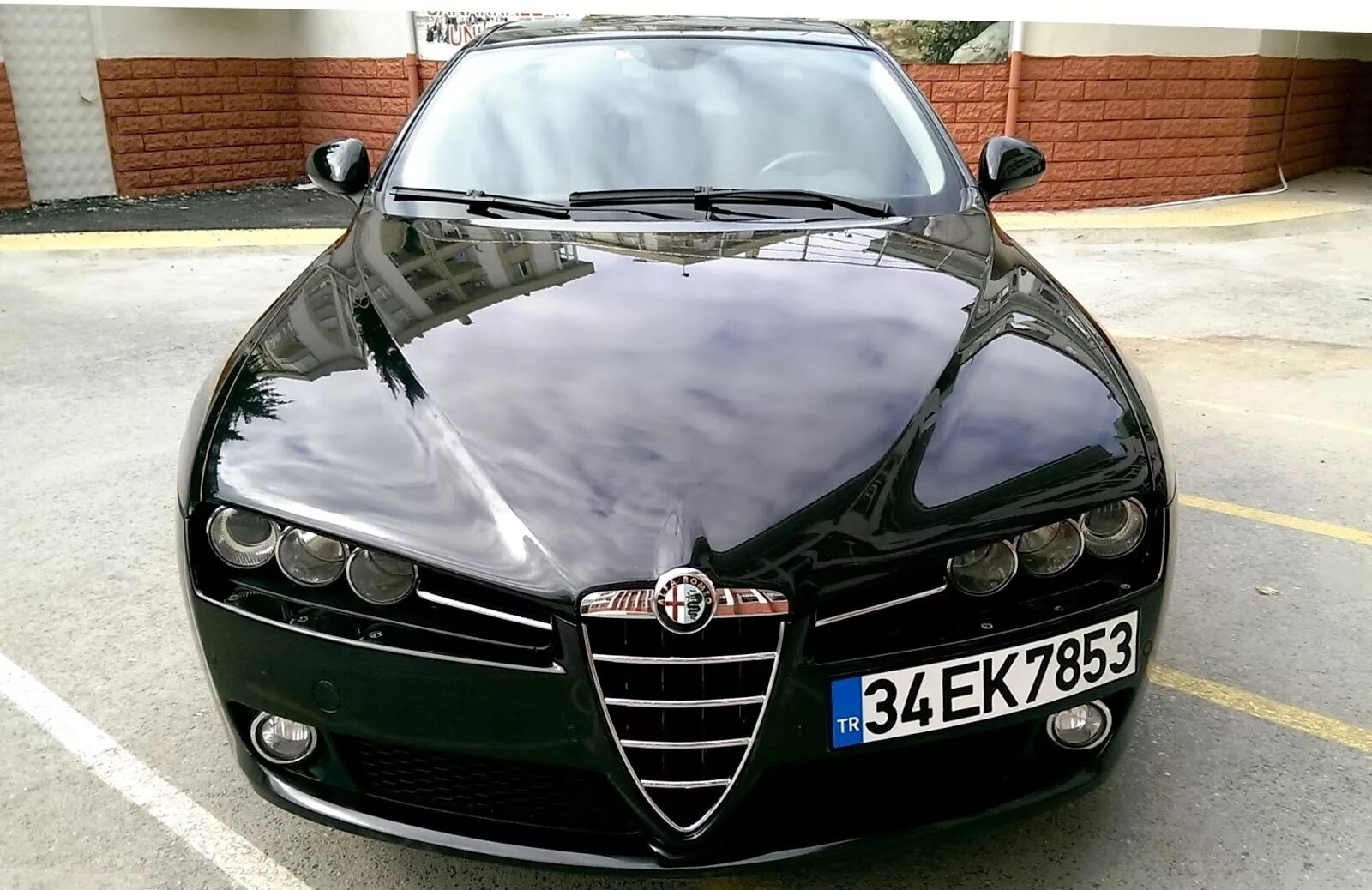 Альфа ромео москвы. Alfa Romeo 159. Alfa Romeo 159 черная. Альфа Ромео 626. Фары Альфа Ромео 159.