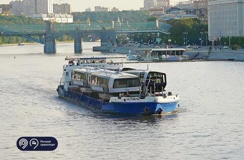 Электросудно по москве реке