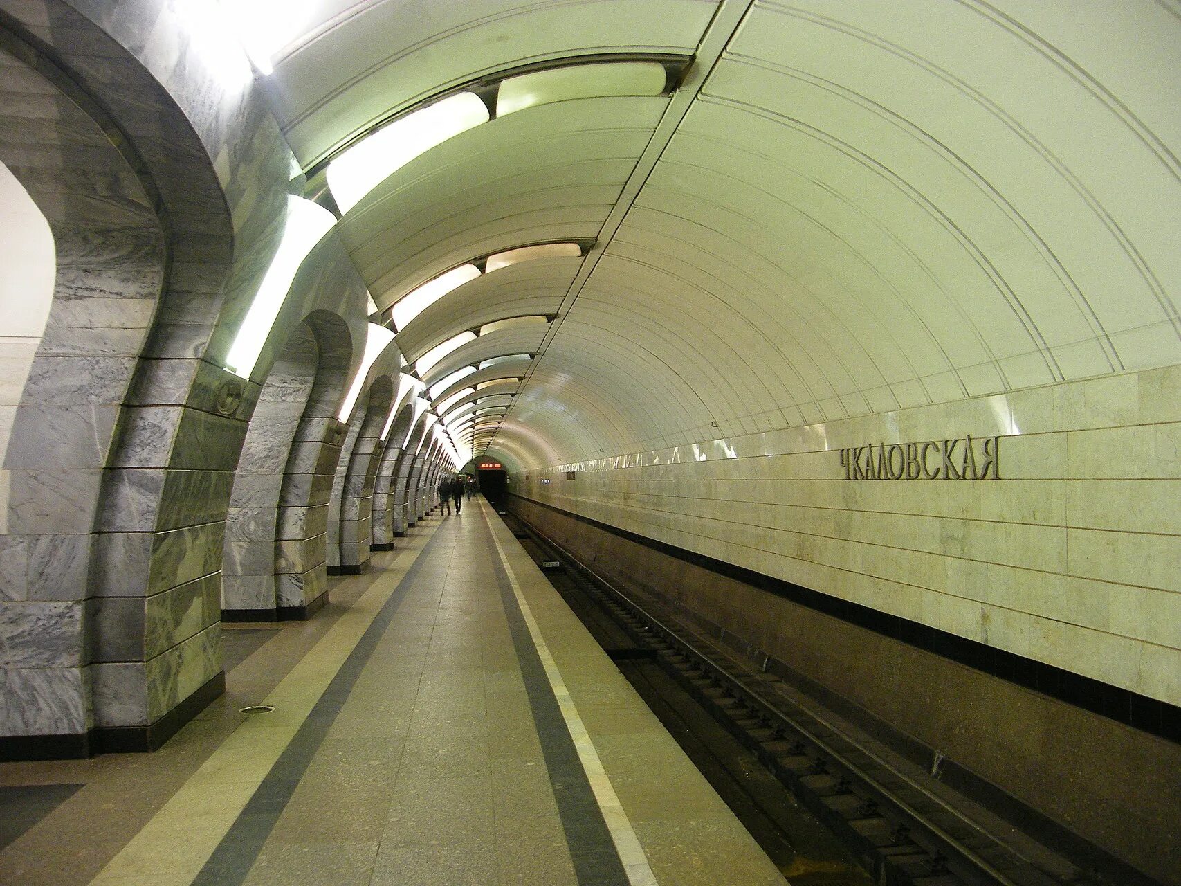 Петербургский метрополитен чкаловская. Станция метро чкаловская спб. Метро спб фрунзенско приморская линия. Нижневолжская набережная и чкаловская лестница. Как сейчас называется чкаловская.