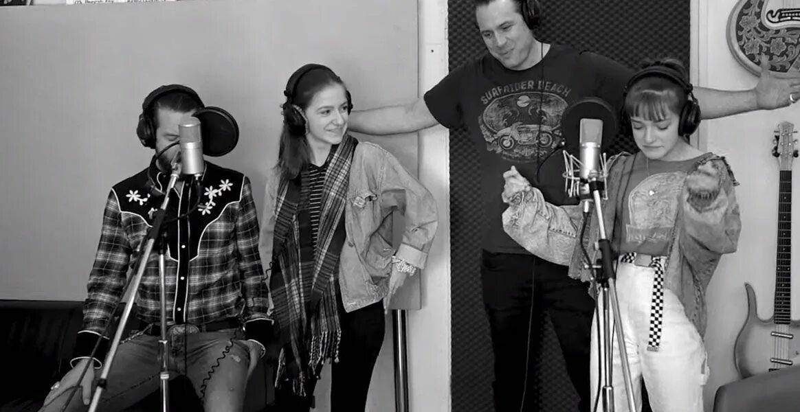 Once josy. Mimi &amp; josefin. little help the bosshoss, mimi &amp; josy. mimi josy певица. the bosshoss 2019 little help.