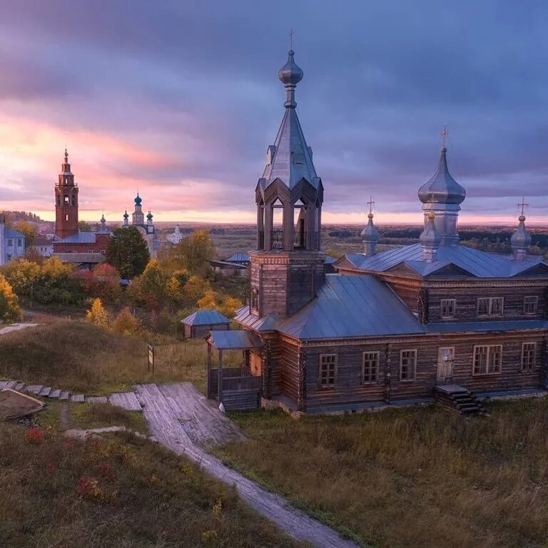 Чердынь сегодня. Чердынь пермский край. троицкий холм чердынь. троицкое городище чердынь. вятский холм чердынь.