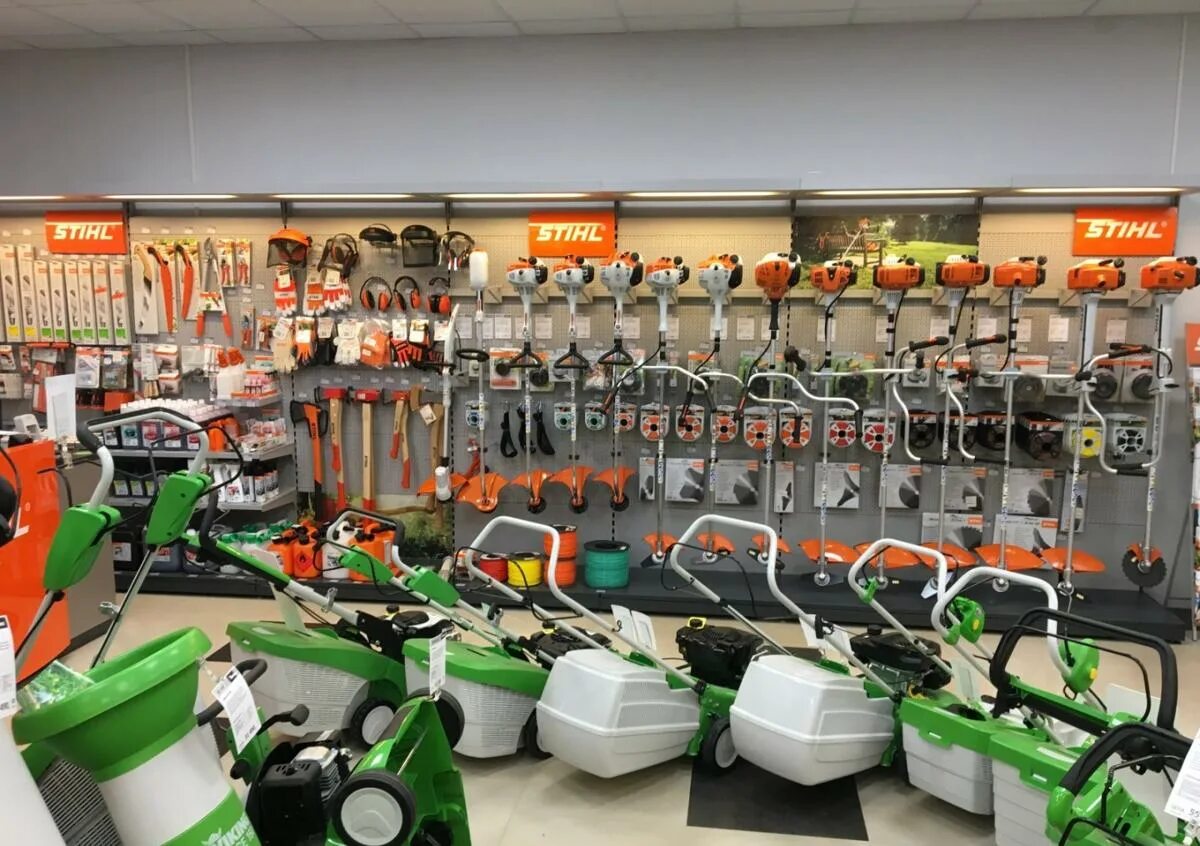Магазин садовой техники адреса. Садовая техника. Садовая техника магазин. Садовая техника Москва. Гипермаркет садовой техники.