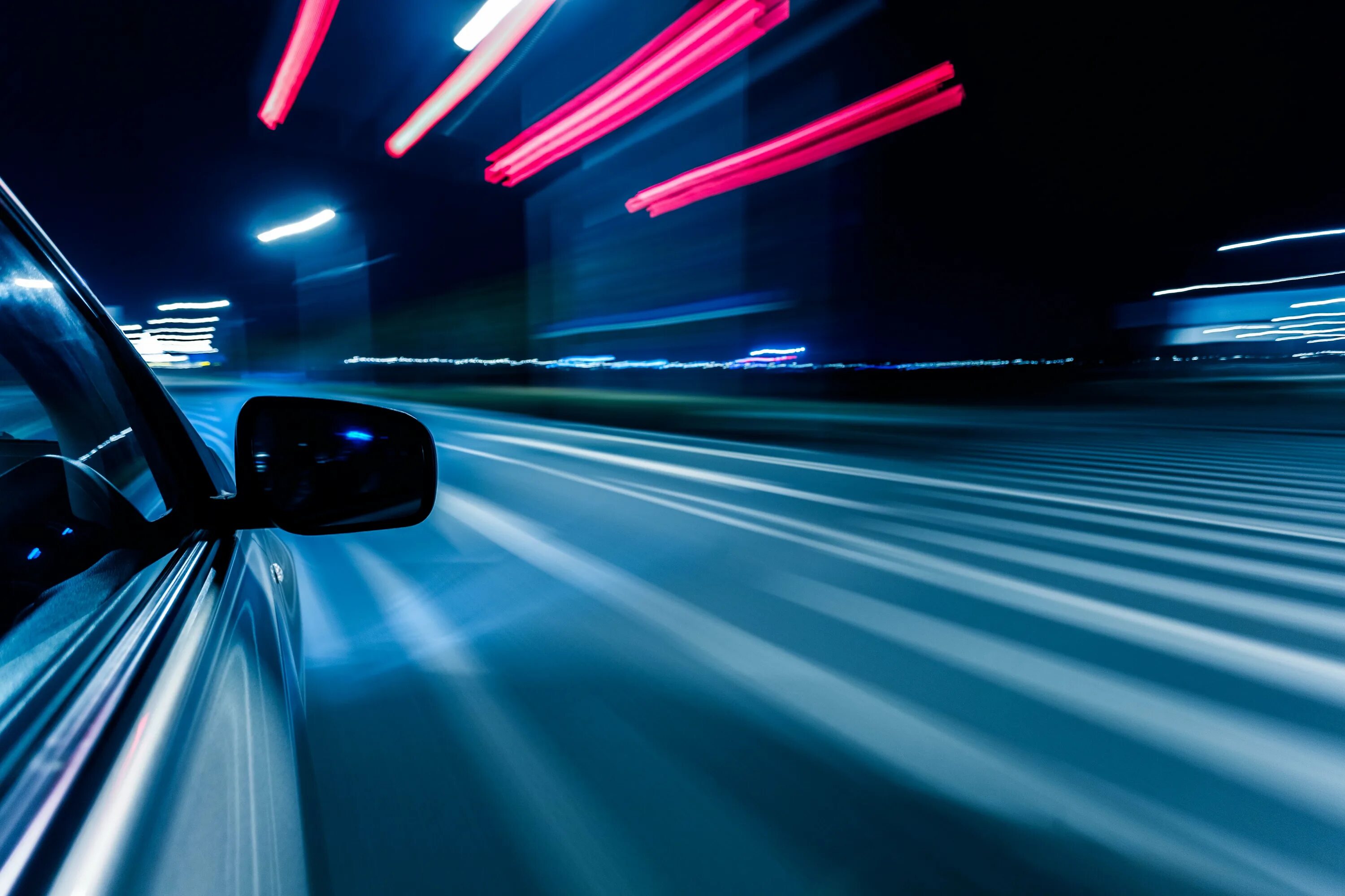 Машина песня speed. Машина ночью. авто скорость. автомобиль в движении. машина на скорости.
