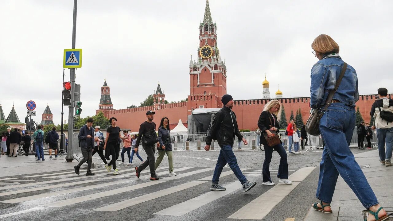 Стрельба в мфц в москве в 2021. Митинг мероприятие. Толпа людей митинг. Последние события в москве. Видео московских новостей.