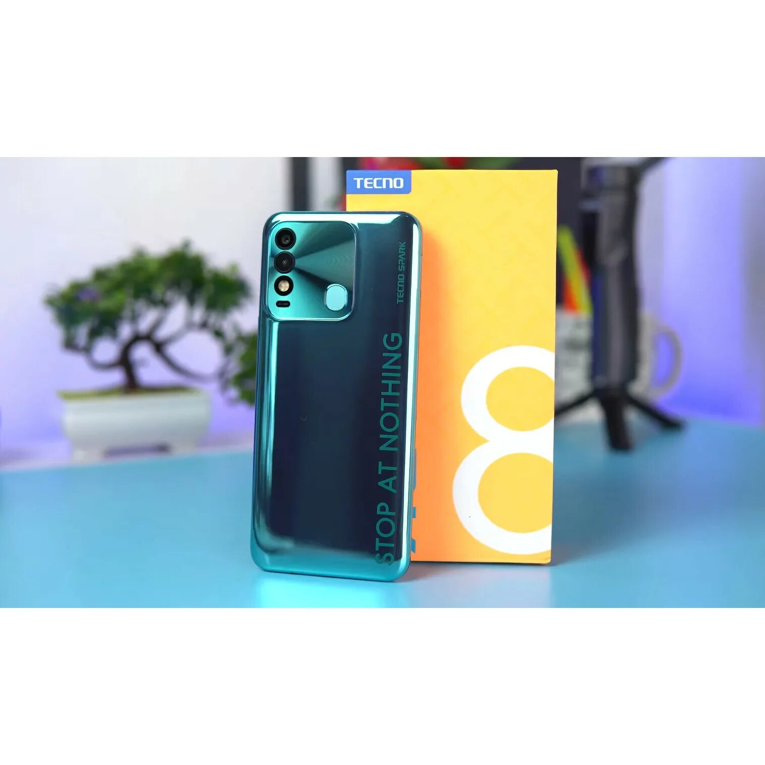 Телефон techno 8. Techno Spark 8. Techno Spark Dual Camera. Телефон Techno Spark 8. Techno Spark 8c чехол с авокадо.